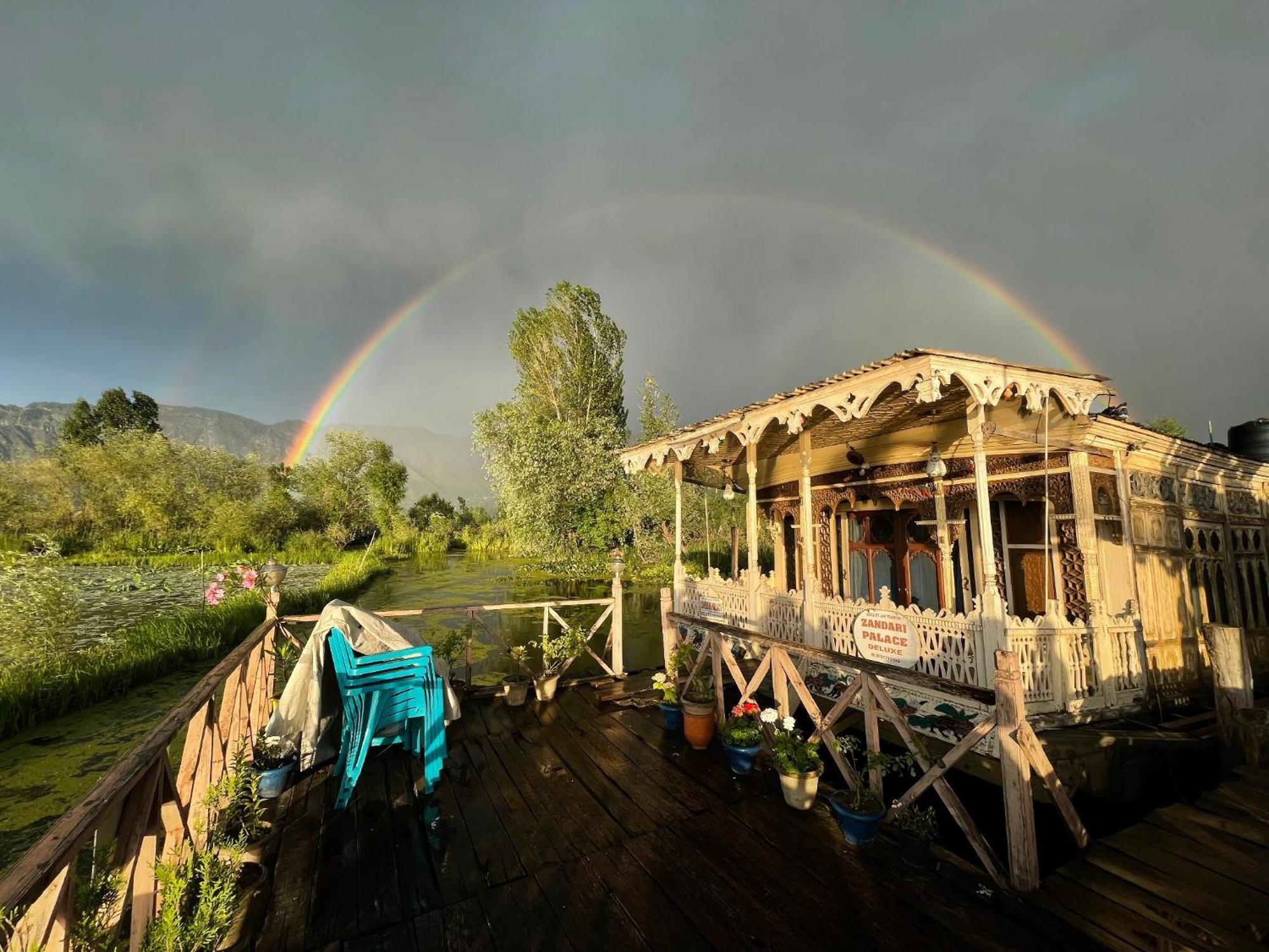 Houseboat Zaindari Palace Srīnagar المظهر الخارجي الصورة