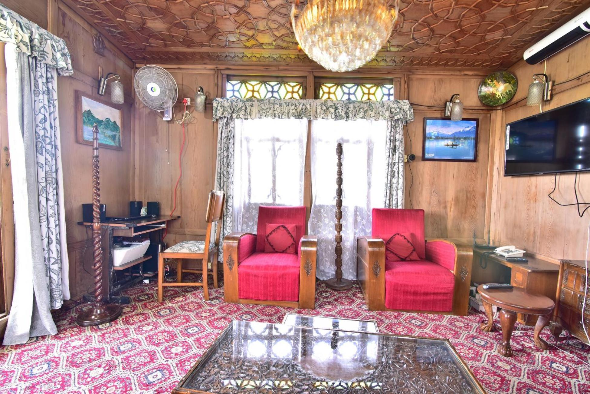 Houseboat Zaindari Palace Srīnagar المظهر الخارجي الصورة