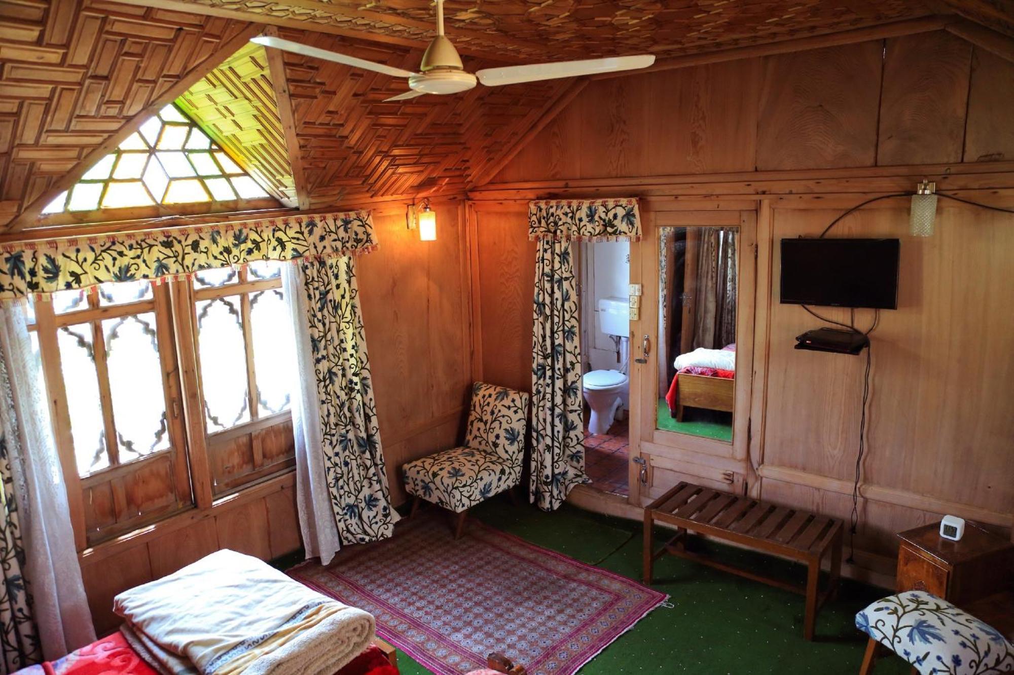 Houseboat Zaindari Palace Srīnagar المظهر الخارجي الصورة