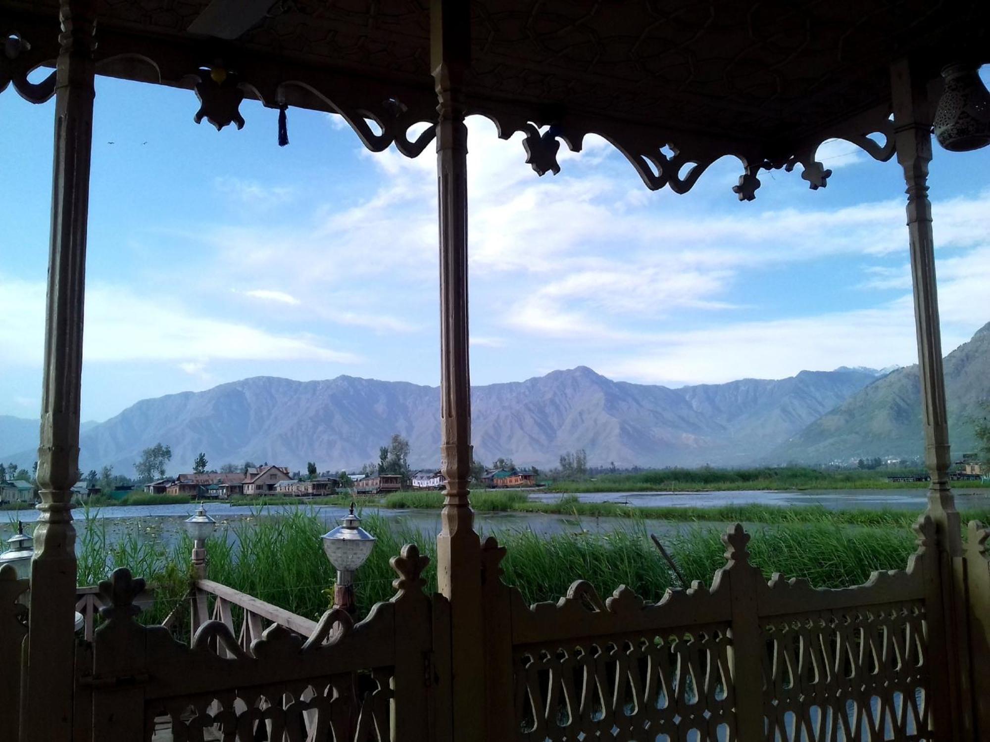 Houseboat Zaindari Palace Srīnagar المظهر الخارجي الصورة