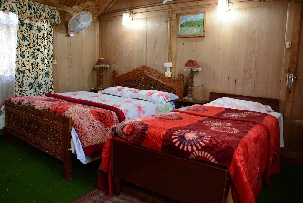 Houseboat Zaindari Palace Srīnagar المظهر الخارجي الصورة