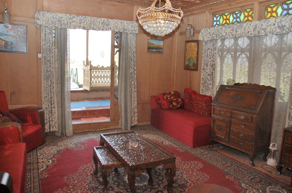 Houseboat Zaindari Palace Srīnagar المظهر الخارجي الصورة