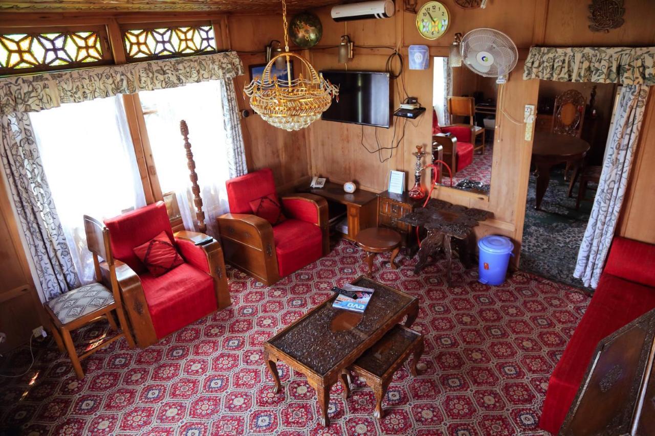 Houseboat Zaindari Palace Srīnagar المظهر الخارجي الصورة