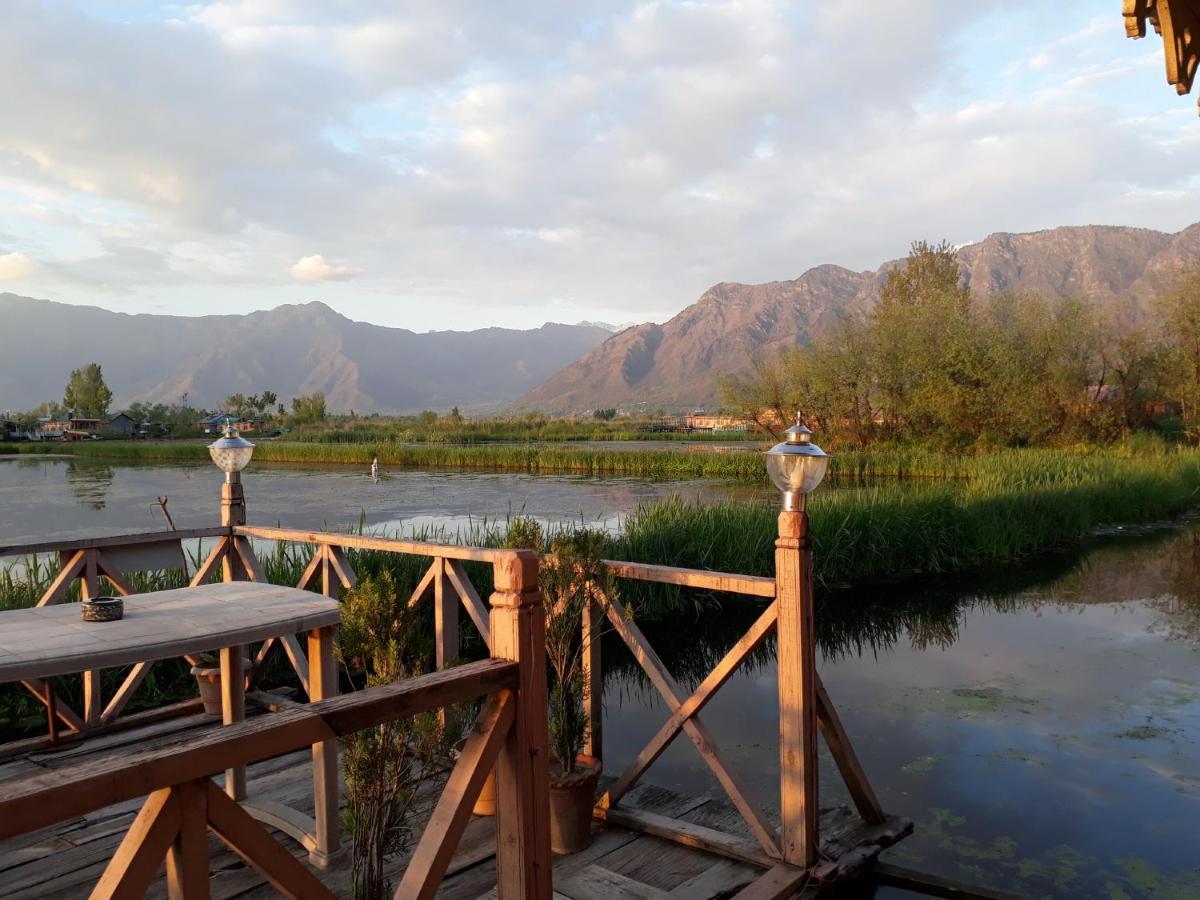 Houseboat Zaindari Palace Srīnagar المظهر الخارجي الصورة